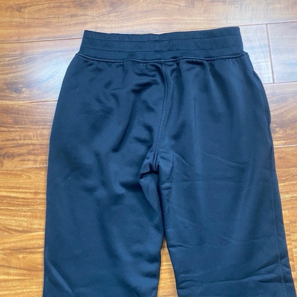 Under Armour Women’s Black Loose Fit Ankle Sweatpants Size Medium Activewear - Picture 5 of 12